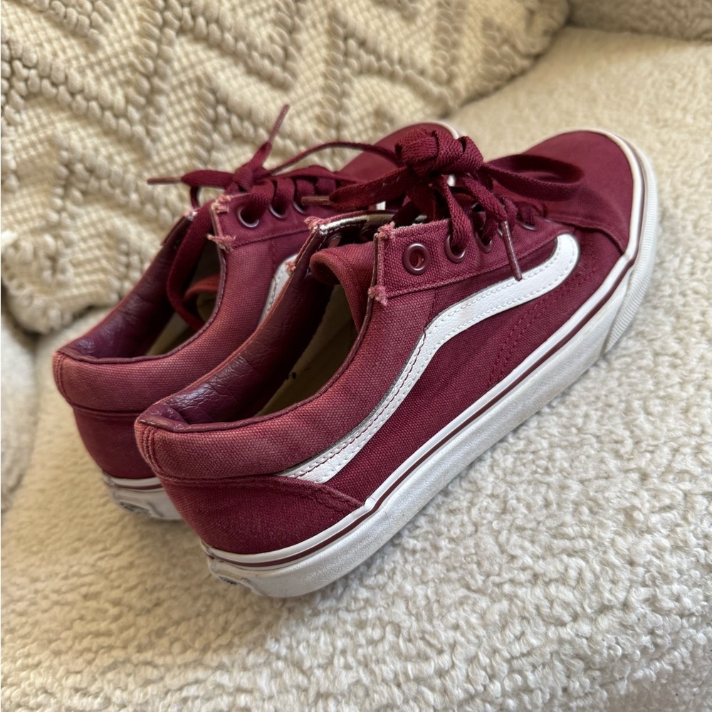 VANS Old Skool Burgundy | 7.5 | Slightly Worn - Picture 4 of 7